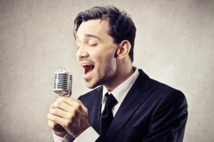 بهترین راه درمان گرفتگی صدا