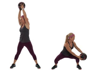 حرکات با ضربات ناگهانی از بالا به پایین با توپ پزشکی برای تقویت عضلات کمر